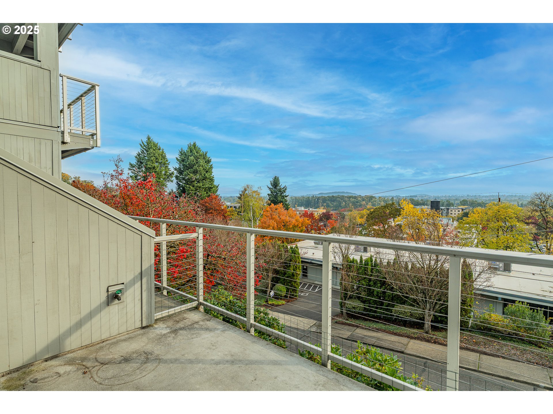 5425 Southwest View Point Terrace Portland, OR 97239 - Photo 38 of 48