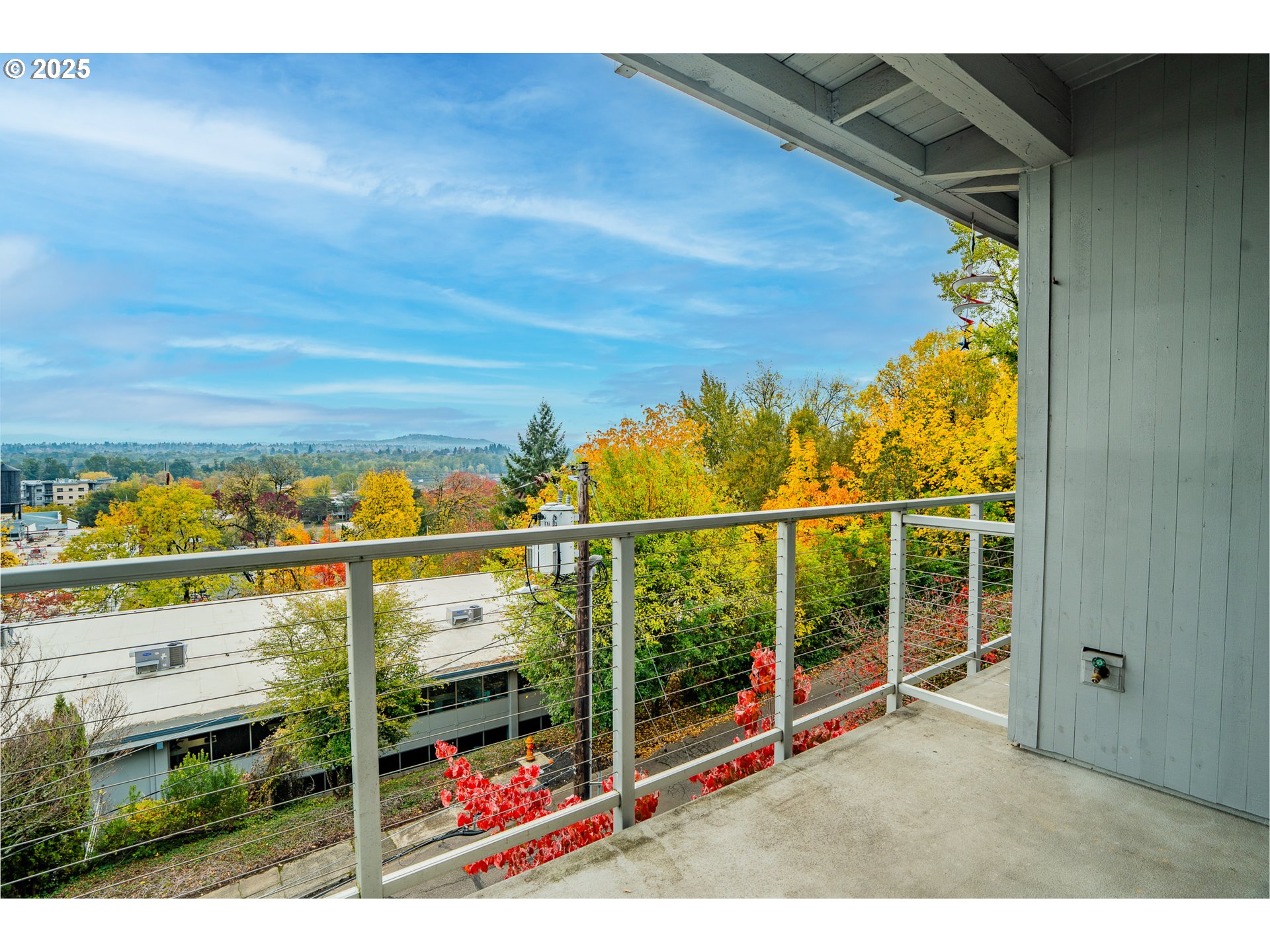 5425 Southwest View Point Terrace Portland, OR 97239 - Photo 39 of 48