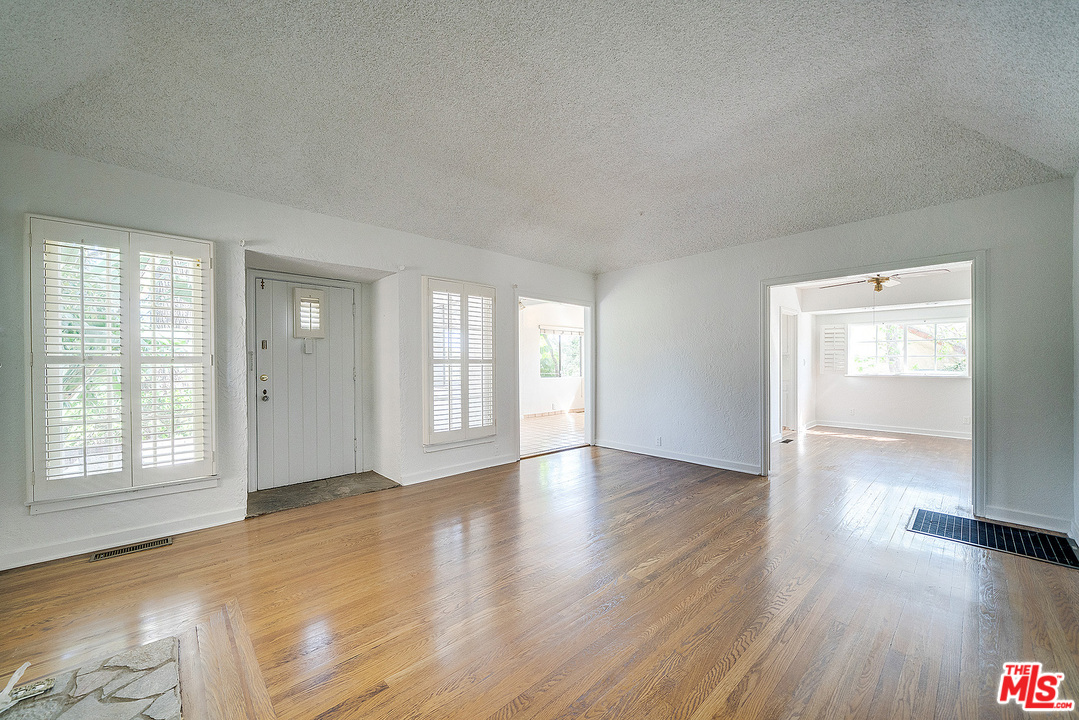 807 East Harvard Road Burbank, CA 91501 - Photo 1 of 44 Gallery Image 1