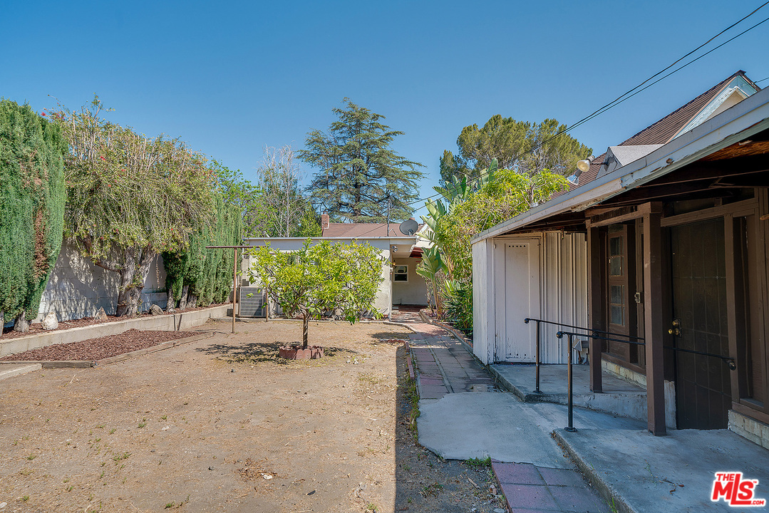 807 East Harvard Road Burbank, CA 91501 - Photo 41 of 44 Gallery Image 41