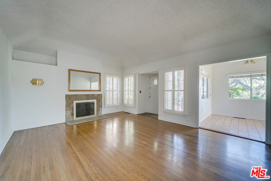 807 East Harvard Road Burbank, CA 91501 - Photo 7 of 44 Gallery Image 7