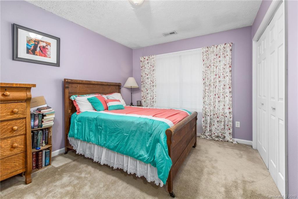 202 Pembrook Road Swannanoa, NC 28778 - Photo 14 of 24 Gallery Image 14