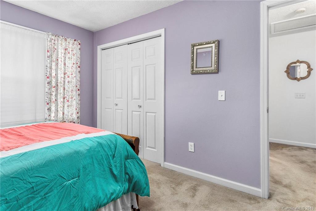 202 Pembrook Road Swannanoa, NC 28778 - Photo 15 of 24 Gallery Image 15