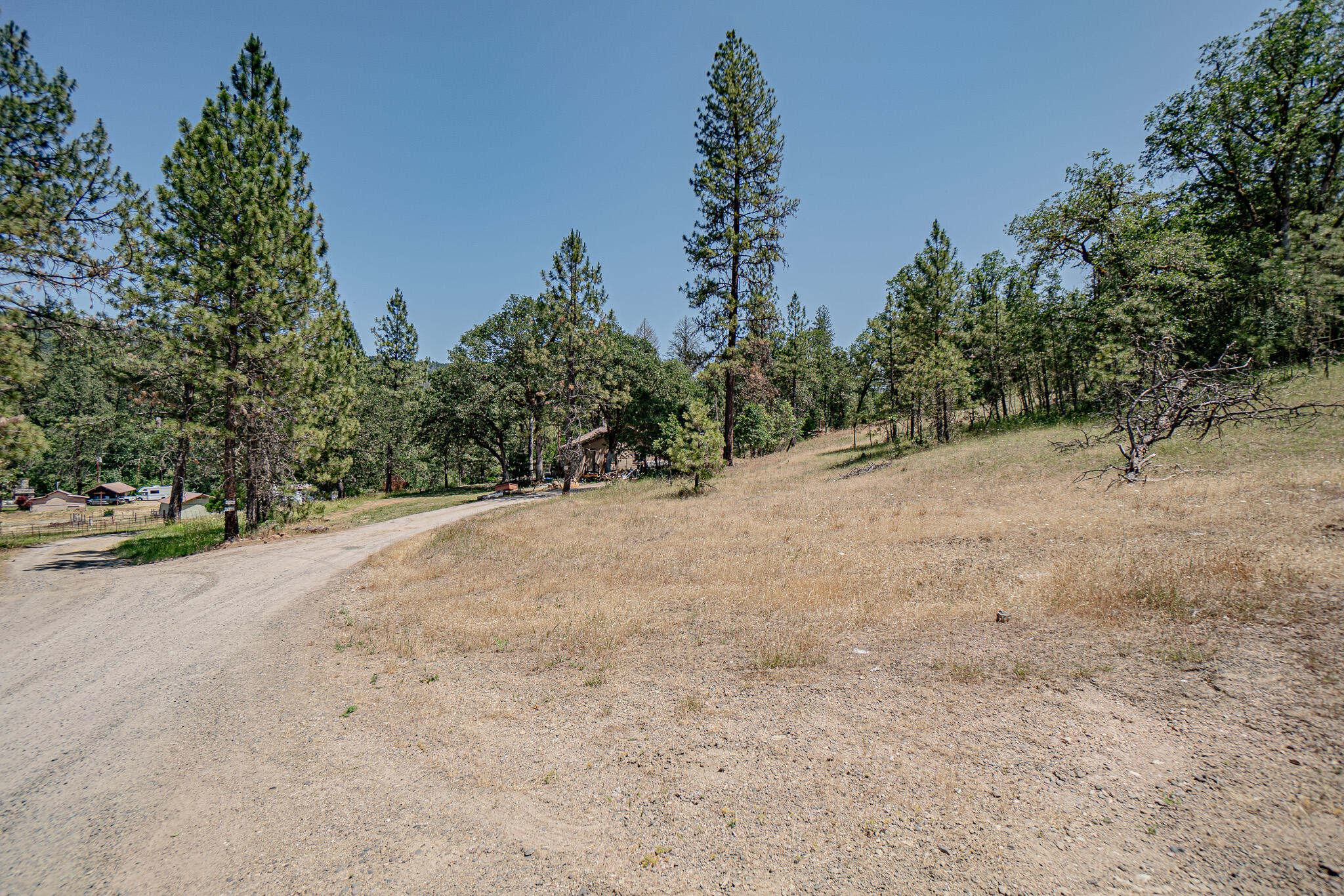 6534 Crowfoot Road Trail, OR 97541 - Photo 21 of 21 DSC03938-HDR