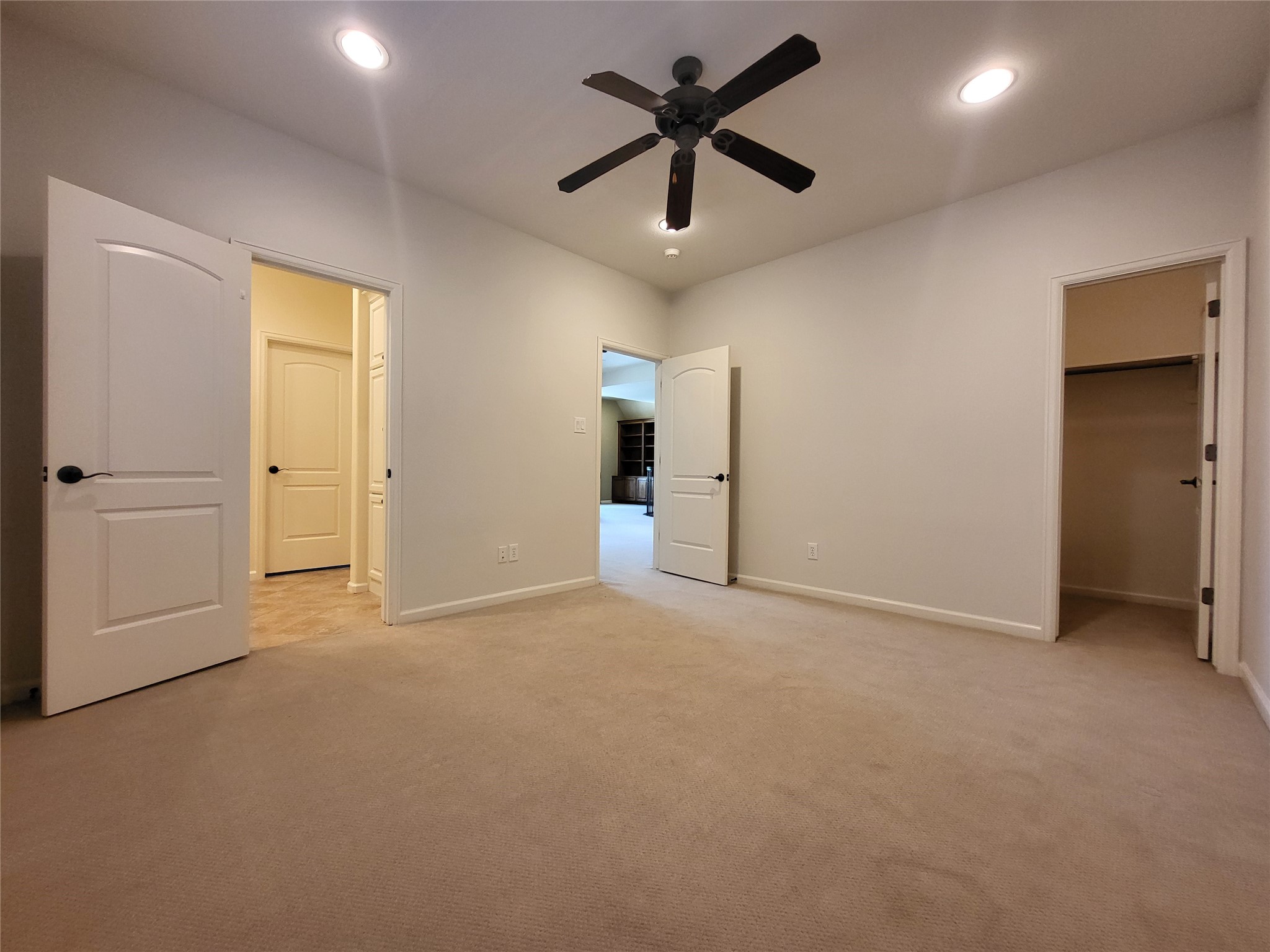 8811 Van Allen Drive The Woodlands, TX 77381 - Photo 31 of 36