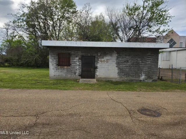 $35,000 | 405 John Hart Street, Jackson, MS 39202