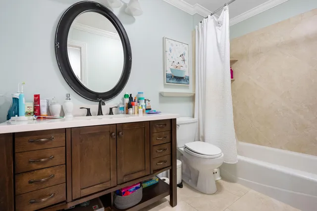 $785,000 | 463 Coral Cove Drive, Juno Beach, FL 33408