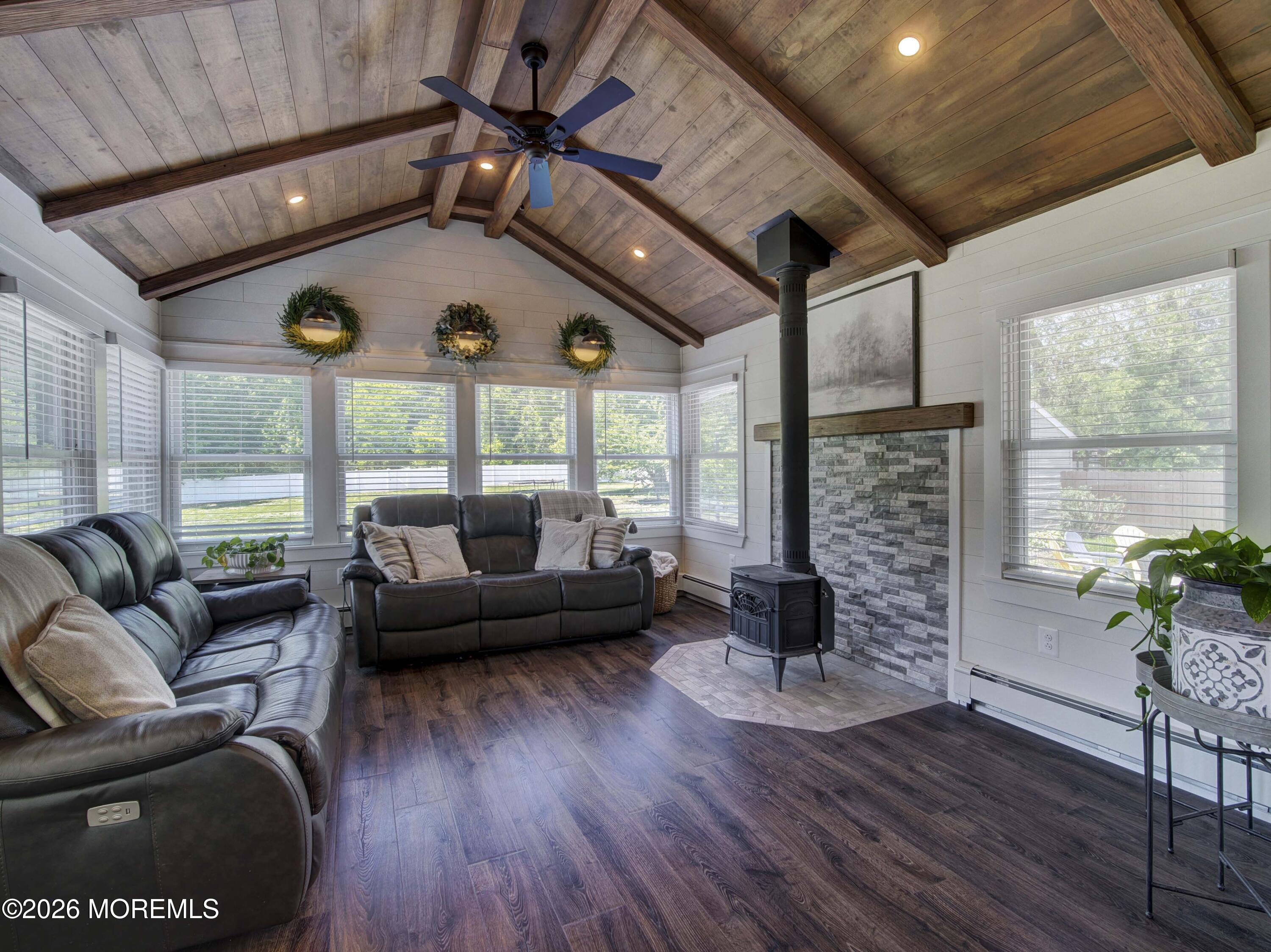 20 Richard Road Farmingdale, NJ 07727 - Photo 4 of 22 4