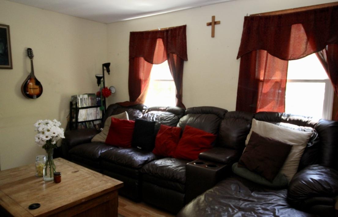 741 Old Barnstable Road Mashpee, MA 02649 - Photo 3 of 14 Living Room