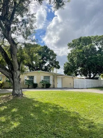 $3,300 | 2495 Northwest 62nd Avenue, Margate, FL 33063