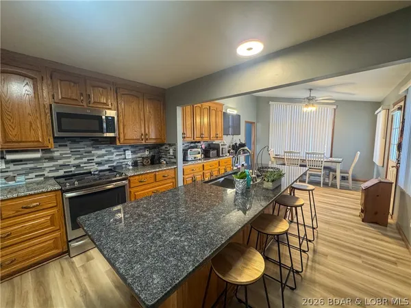 $314,000 | 617 Breckenridge Drive, Tipton, MO 65081