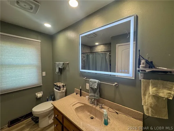 $314,000 | 617 Breckenridge Drive, Tipton, MO 65081