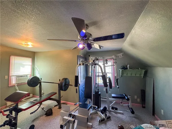 $314,000 | 617 Breckenridge Drive, Tipton, MO 65081