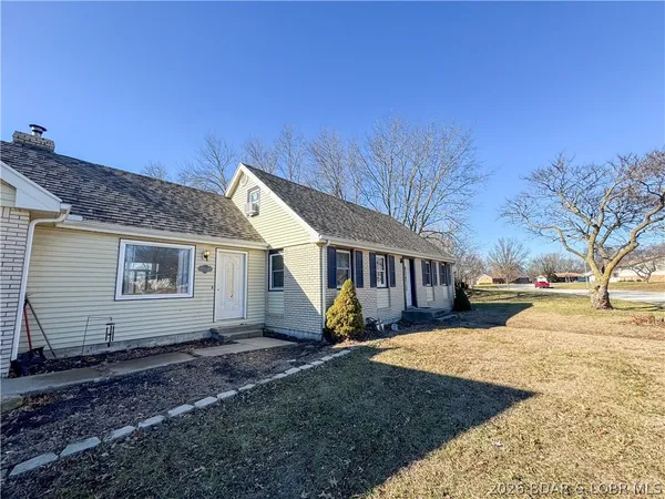 $314,000 | 617 Breckenridge Drive, Tipton, MO 65081