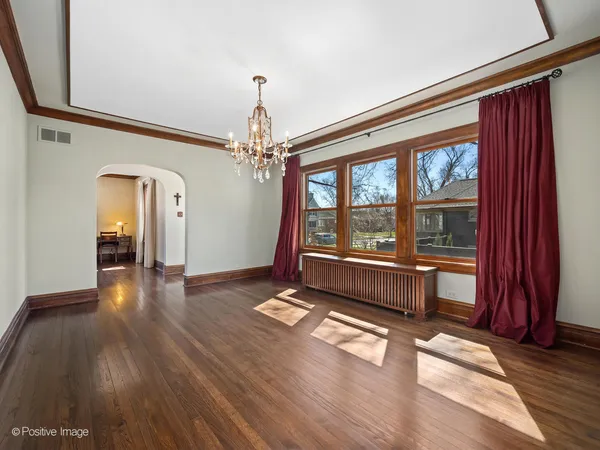 $1,350,000 | 652 South Fairview Avenue, Elmhurst, IL 60126