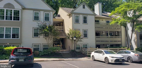 $349,900 | 2237 Lovedale Lane, Unit G, Reston, VA 20191