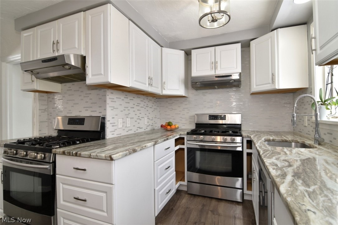 4473 Silsby Road Cleveland, OH 44118 - Photo 13 of 31