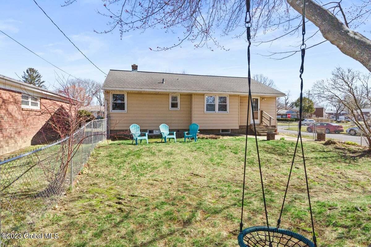 406 Hackett Boulevard Albany, NY 12208 - Photo 17 of 17 406 backyard1