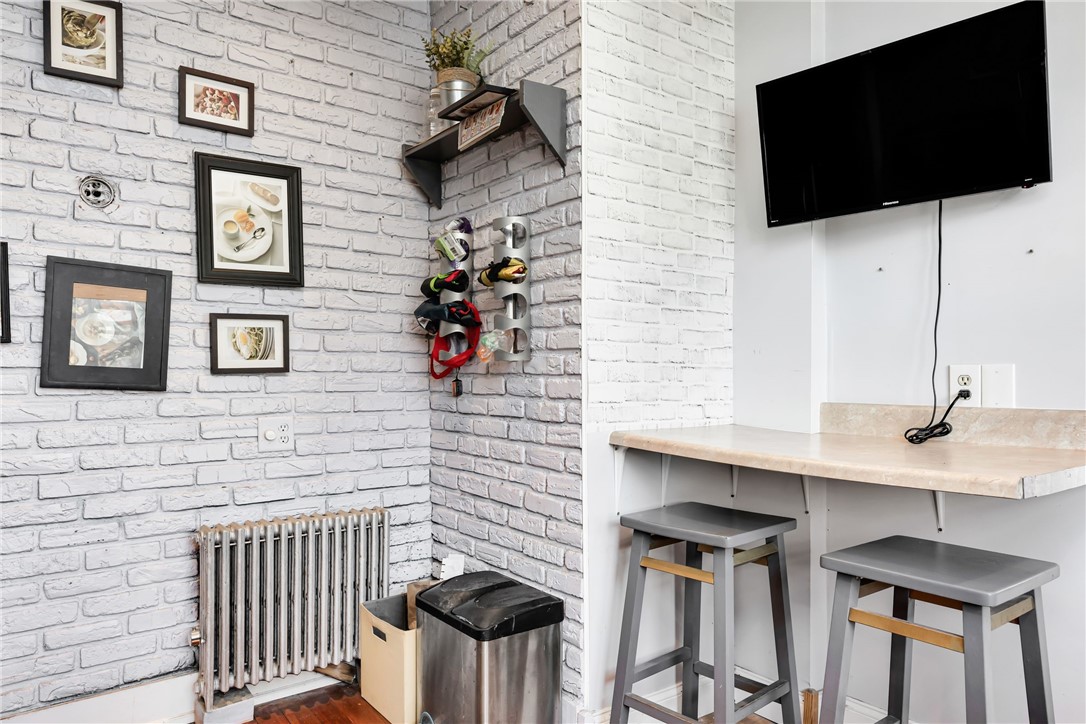 21 Elton Street, Unit 2 Providence, RI 02906 - Photo 12 of 22