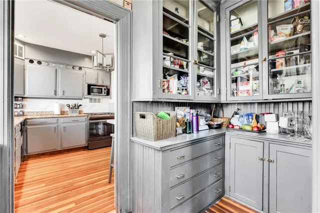 $3,200 | 21 Elton Street, Unit 2, Providence, RI 02906