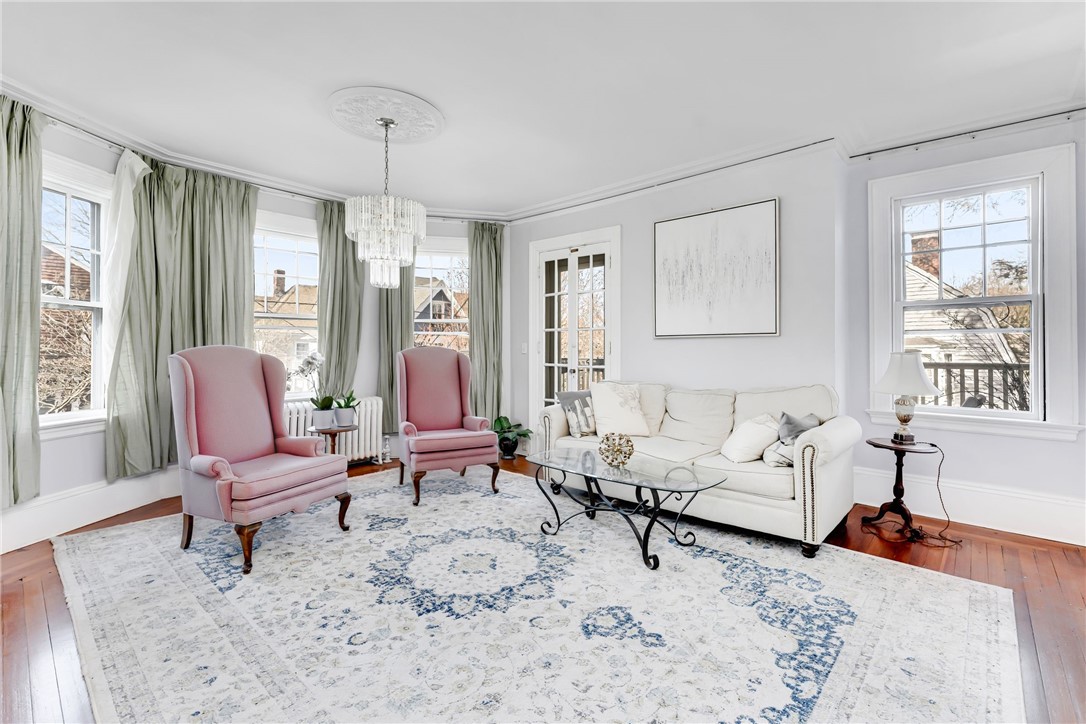 21 Elton Street, Unit 2 Providence, RI 02906 - Photo 4 of 22