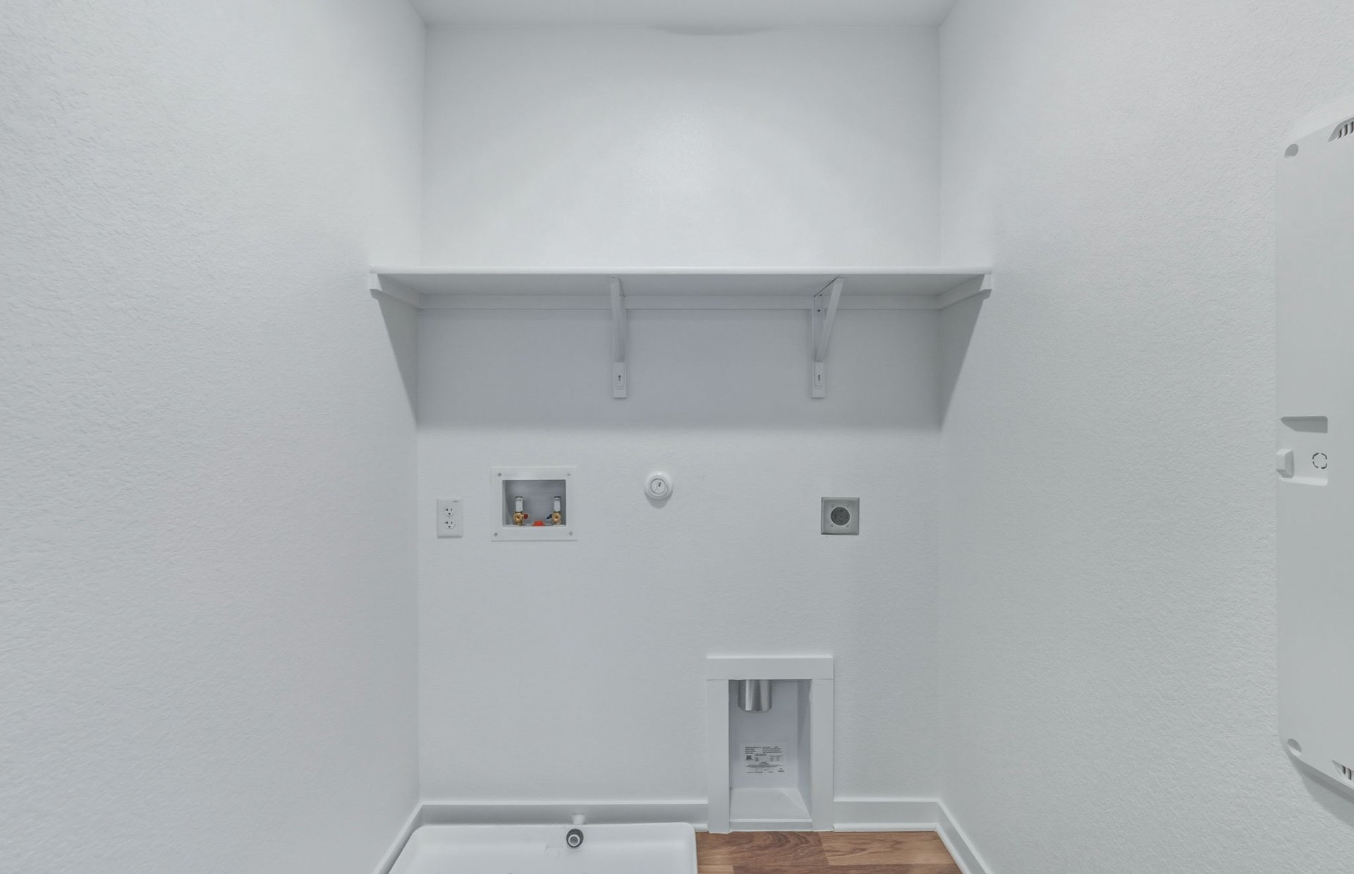 337 Sullivan Way Elgin, TX 78621 - Photo 20 of 25 a view of small space