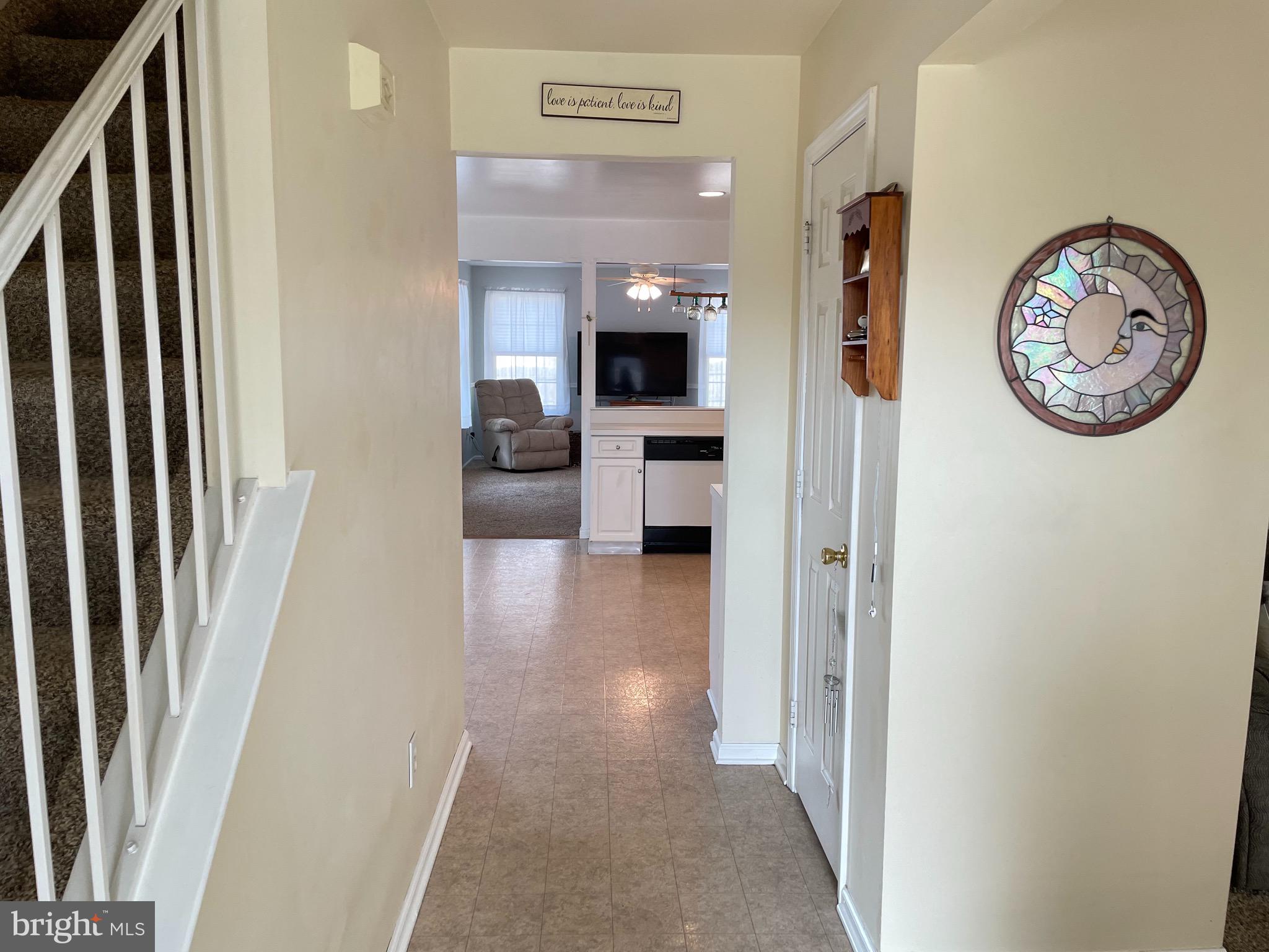 3 Foxton Drive Atco, NJ 08004 - Photo 2 of 37 Entry Hall