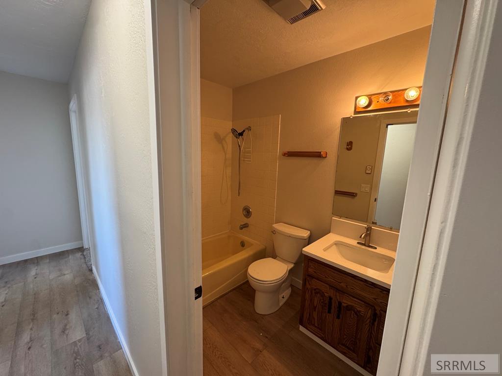 5819 Moses Street Chubbuck, ID 83202 - Photo 12 of 32