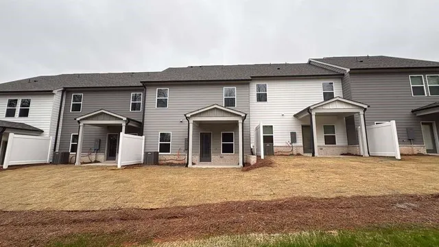 $2,200 | 5317 Frontier Court, Flowery Branch, GA 30542