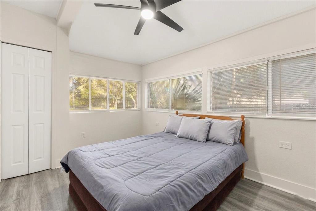 829 Northeast 3rd Street Ocala, FL 34470 - Photo 5 of 22