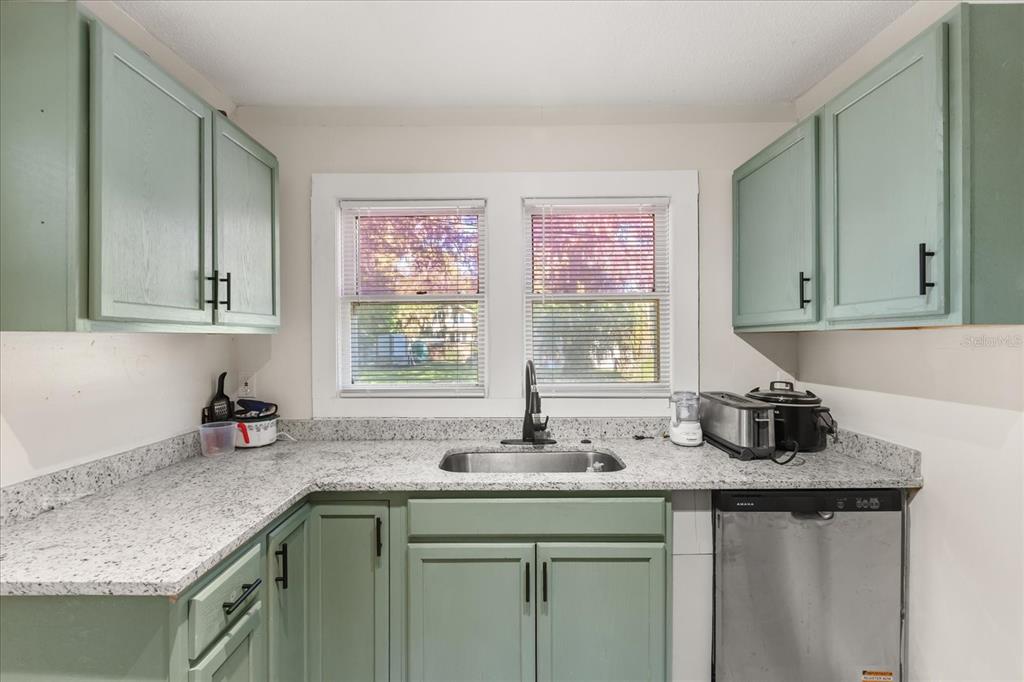 829 Northeast 3rd Street Ocala, FL 34470 - Photo 8 of 22