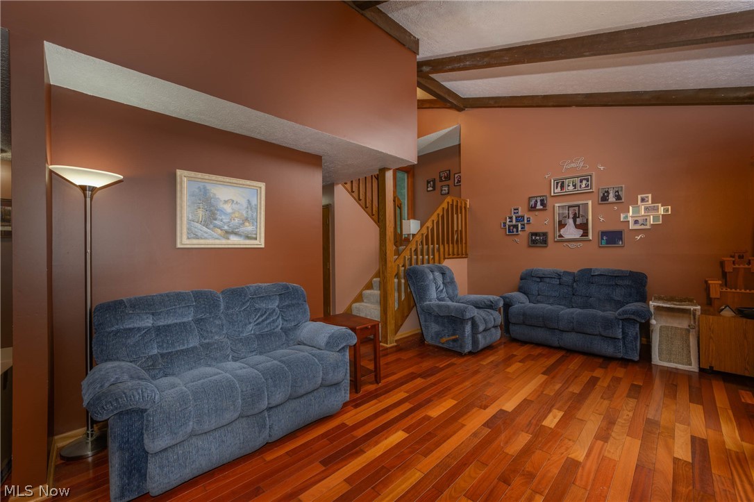 1055 Clark Road Wadsworth, OH 44281 - Photo 9 of 25 Gallery Image 9