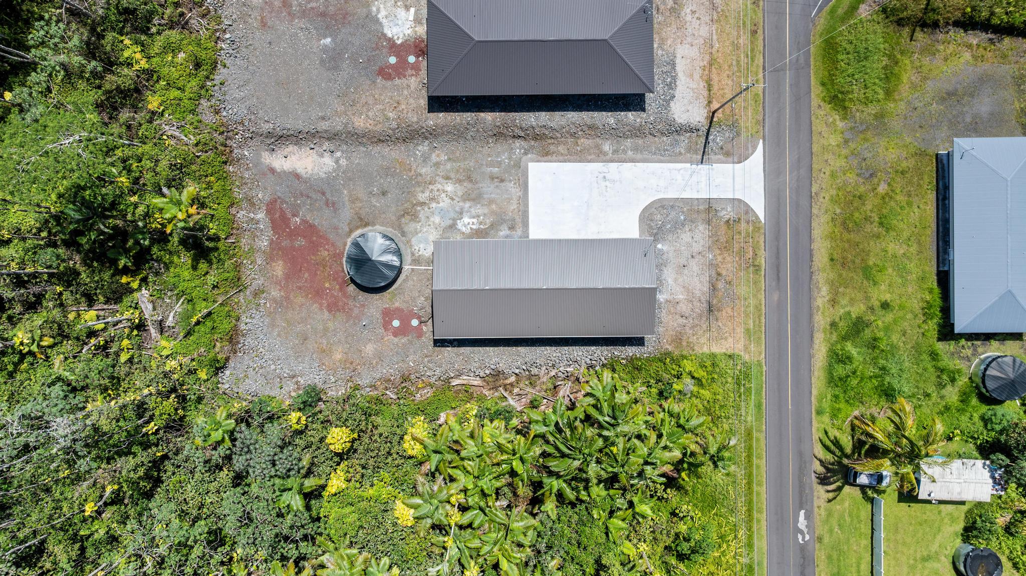 16-2579 Ainaloa Drive Pahoa, HI 96778 - Photo 2 of 30 a view of a bird bath tub