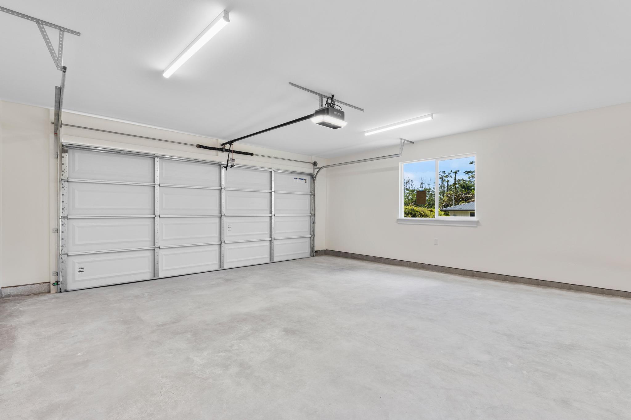 16-2579 Ainaloa Drive Pahoa, HI 96778 - Photo 25 of 30 a view of a garage