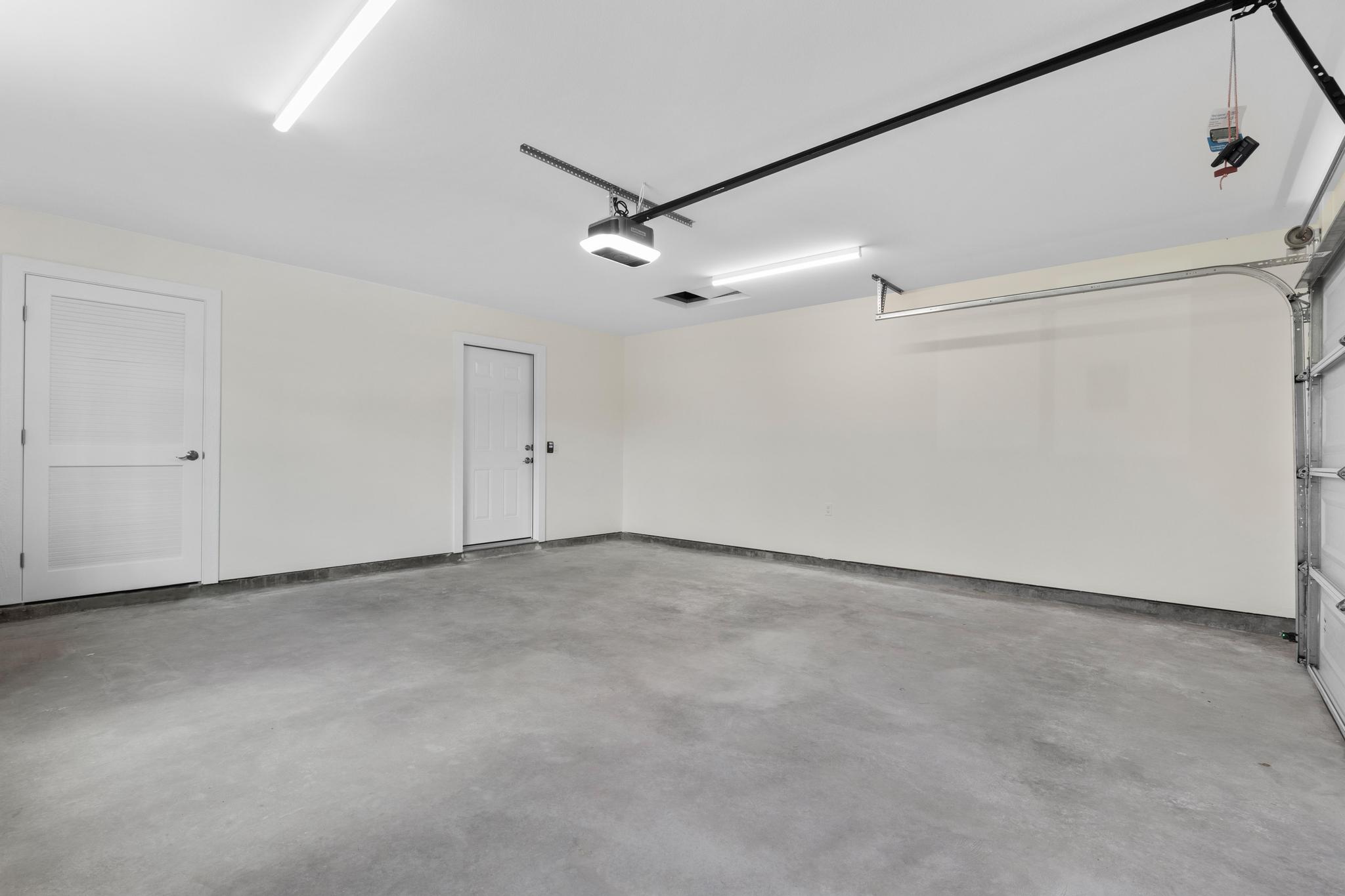 16-2579 Ainaloa Drive Pahoa, HI 96778 - Photo 27 of 30 a view of an empty room