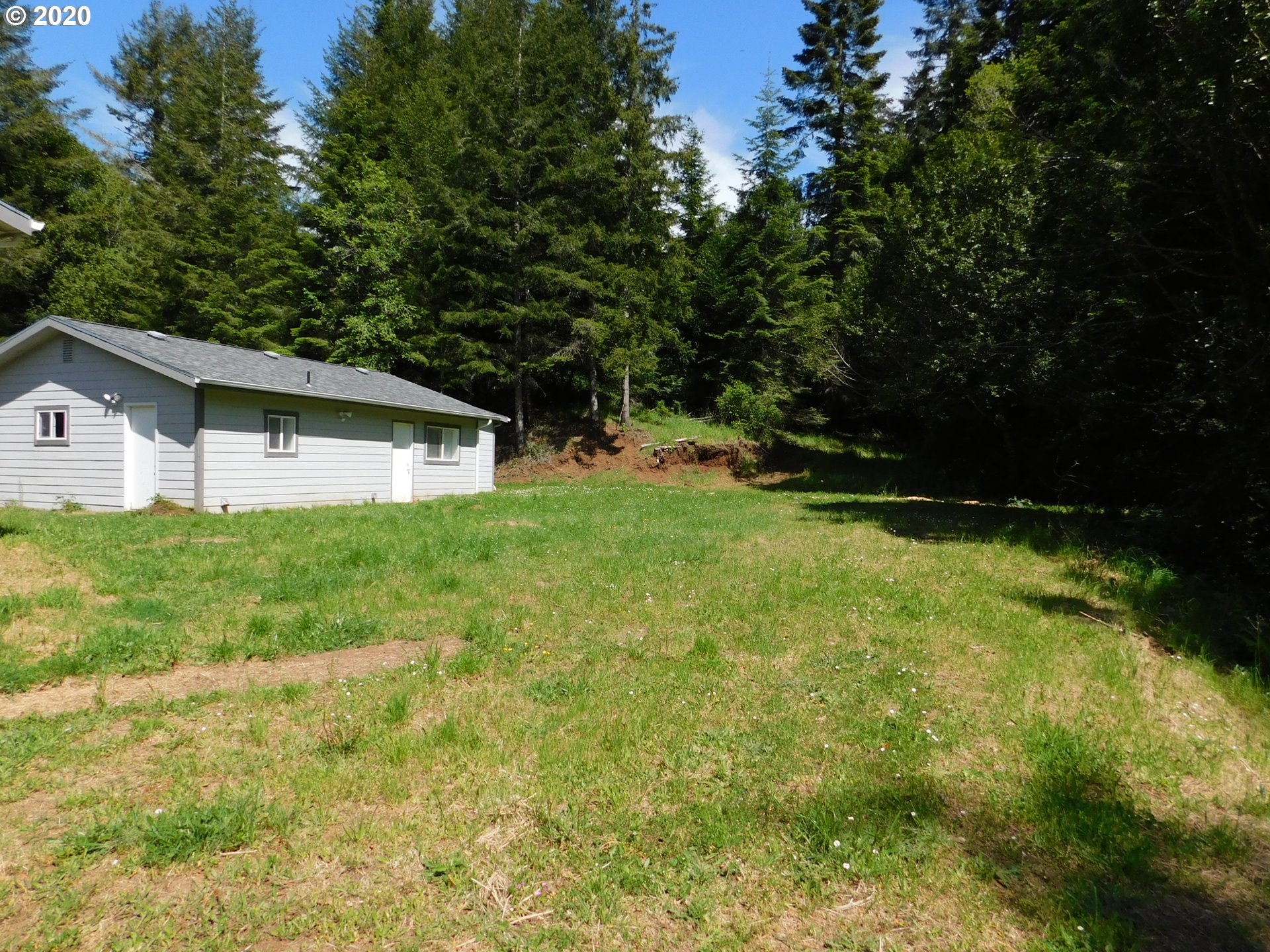 55023 Lee Valley Road Coquille, OR 97423 - Photo 4 of 29 Gallery Image 4