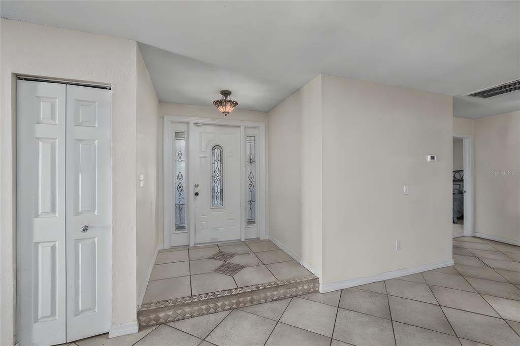 1432 Windmill Pointe Road Palm Harbor, FL 34685 - Photo 16 of 44 a view of a hallway