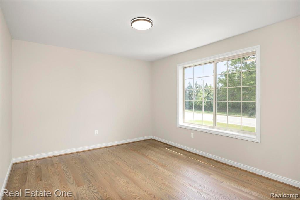 1685 East Wattles Road Troy, MI 48085 - Photo 32 of 57