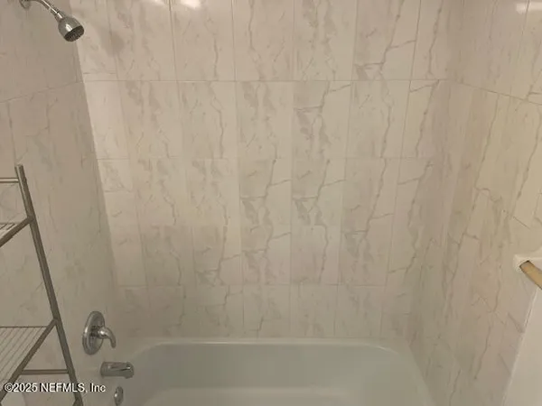 $1,350 | 2941 Cherokee Avenue, Unit 4, Jacksonville, FL 32210