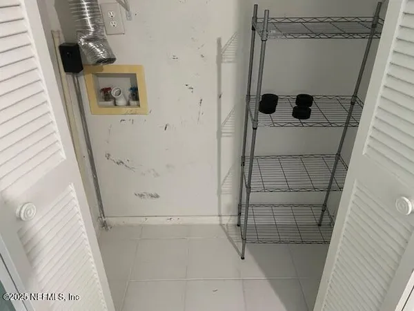 $1,350 | 2941 Cherokee Avenue, Unit 4, Jacksonville, FL 32210