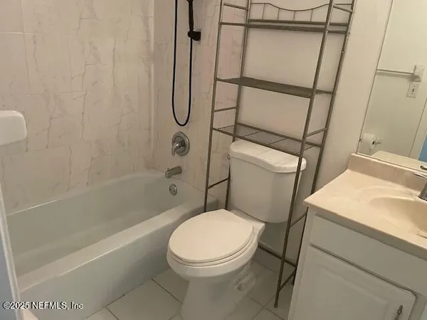 $1,350 | 2941 Cherokee Avenue, Unit 4, Jacksonville, FL 32210