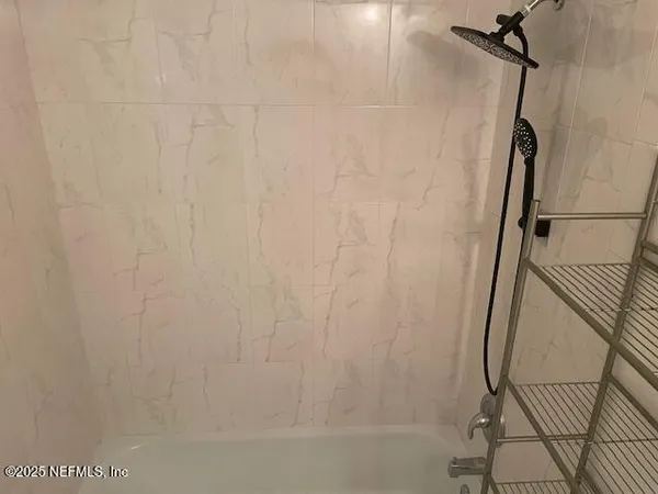 $1,350 | 2941 Cherokee Avenue, Unit 4, Jacksonville, FL 32210