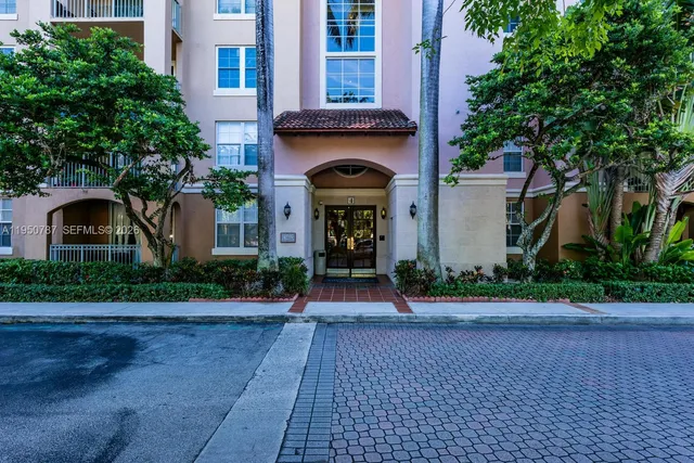 $3,500 | 19801 East Country Club Drive, Unit 4501, Aventura, FL 33180