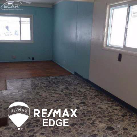 6085 Hopkins Road Flint, MI 48506 - Photo 2 of 10 20433111-1.JPG