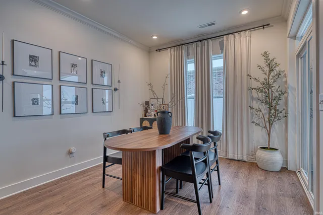 $399,900 | 6965 Ironwood Circle, Newburgh, IN 47630