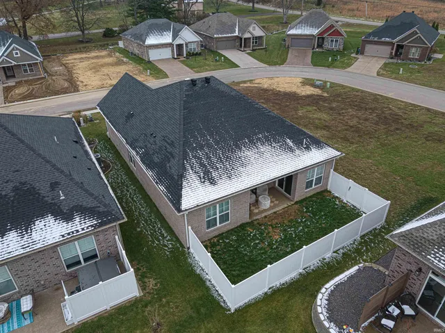 $399,900 | 6965 Ironwood Circle, Newburgh, IN 47630