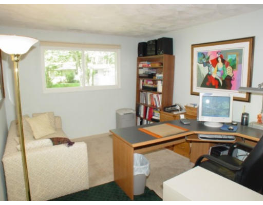 39 Hidden Road Andover, MA 01810 - Photo 14 of 15