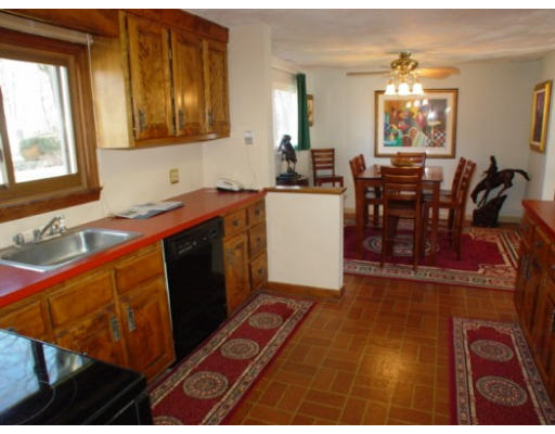 39 Hidden Road Andover, MA 01810 - Photo 10 of 15