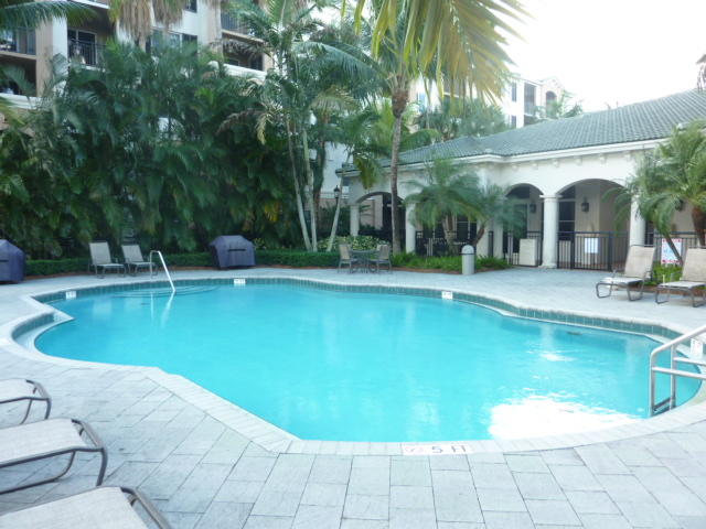 1660 Renaissance Commons Boulevard, Unit 2619 Boynton Beach, FL 33426 - Photo 6 of 21 Pool