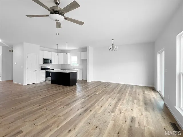 $375,000 | 49 Back Court, Unit 49 STB, Washington, MO 63090